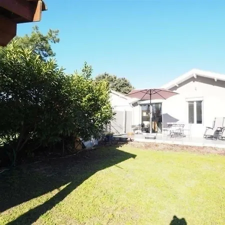 Villa House Maison Quartier Aiguillon Vue Sur Le Bassin Pour 4 Personnes